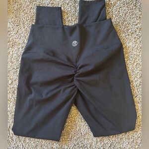 TYC Black Leggings with Scrunch butt